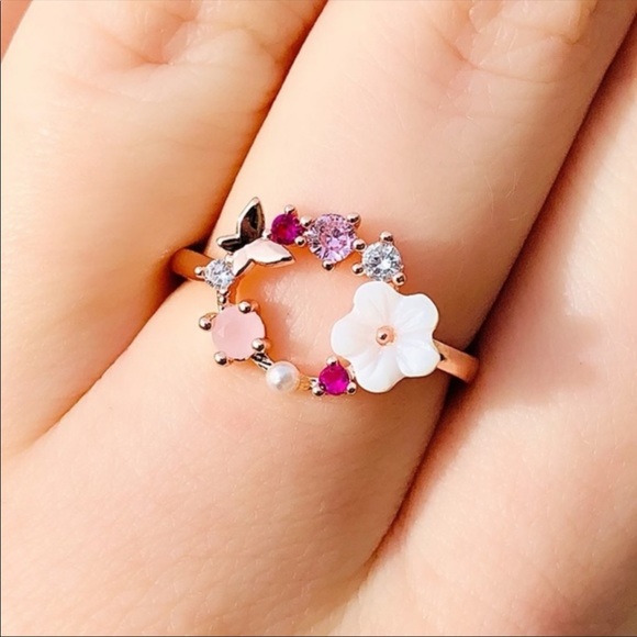 New Women’s Rose Gold Plated Creative Butterfly Ring - Picture 2 of 4